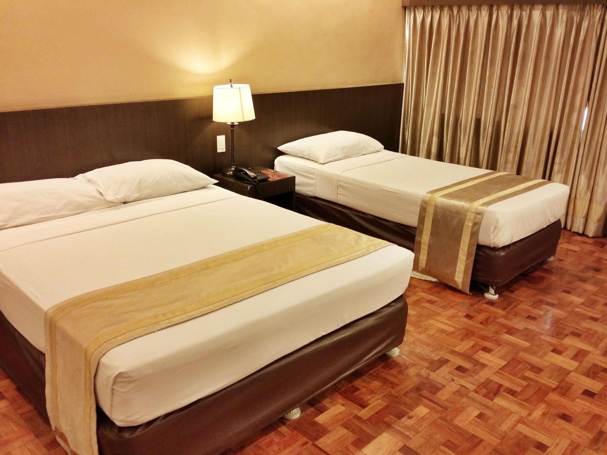 Richville Hotel Mandaluyong Eksteriør bilde