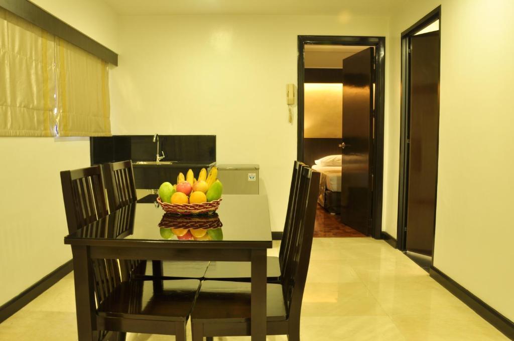 Richville Hotel Mandaluyong Eksteriør bilde